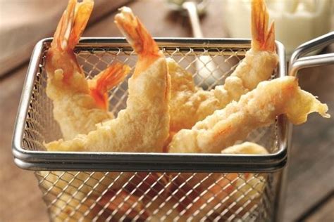 prawns-in-pale-ale-tempura-batter-recipe-lovefoodcom image