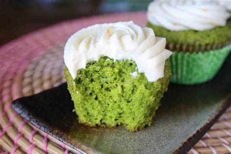 spinach-cupcakes-with-orange-frosting-ai-made-it image