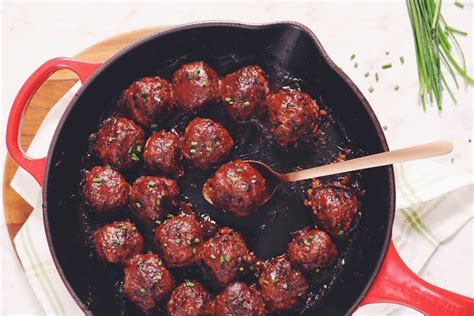 vegan-meatballs-with-sweet-sour-cranberry-sauce-hot image