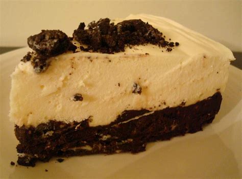 yummy-oreo-crusted-white-chocolate-mousse-torte image
