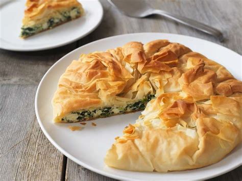 spinach-ricotta-pie-produce-made-simple image