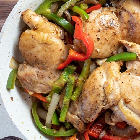 chicken-and-peppers-bake-it-with-love image