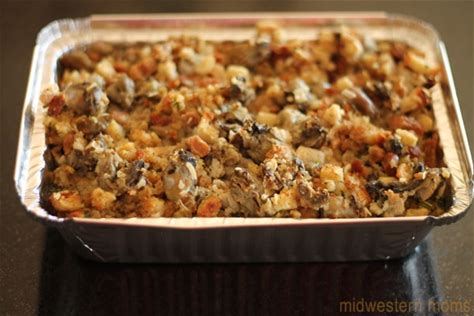 thanksgiving-sides-easy-oyster-stuffing-midwestern image