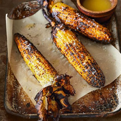 grilled-corn-on-the-cob-with-cheese-elote-leites image