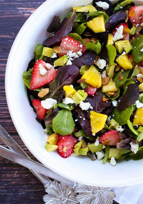summer-strawberry-salad-delicious-easy-thriving image