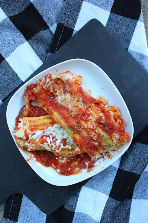manicotti-recipe-with-spinach-slow-cooker-living image
