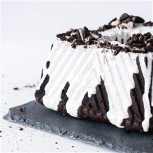 oreo-bundt-cake-liv-for-cake image