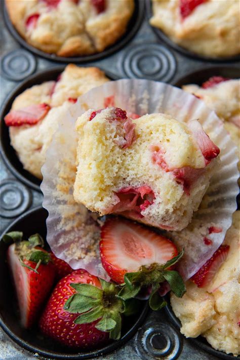 gluten-free-strawberry-muffins-light-fluffy-best image