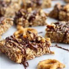 no-bake-peanut-butter-chocolate-pretzel-bars image