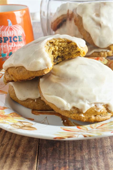 pumpkin-spice-cookies-with-brown-butter-cinnamon image