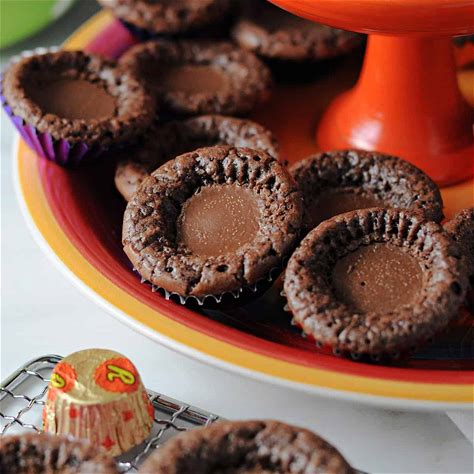peanut-butter-cup-brownie-bites-sula-and-spice image