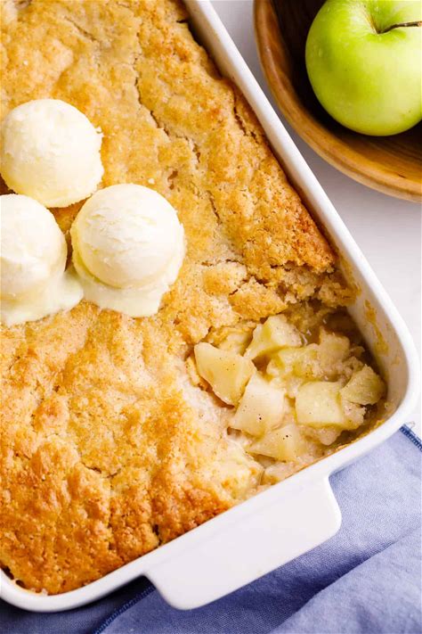 perfect-apple-cobbler-recipe-all-things-mamma image