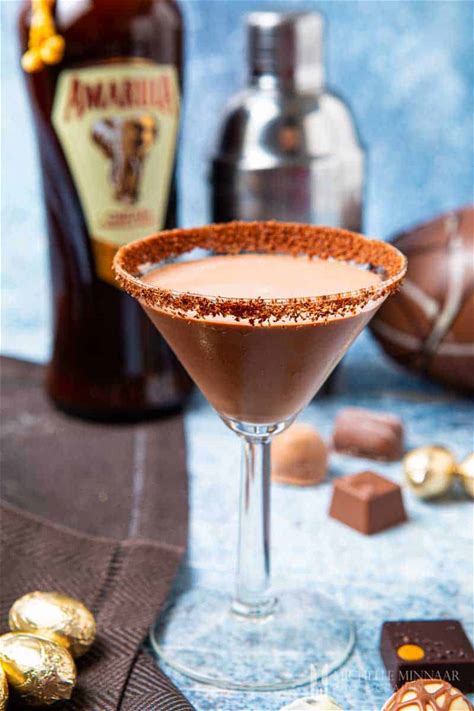 chocolate-amarula-cocktail-a-lush-cocktail-perfect image