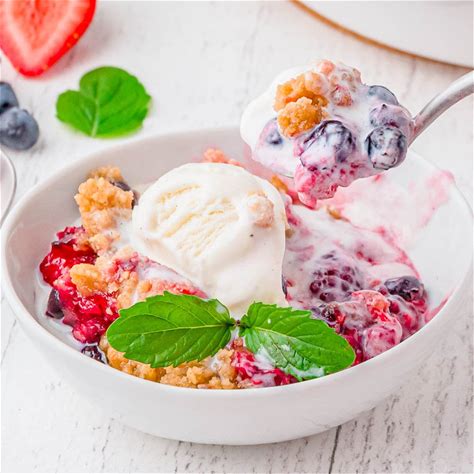 berry-crumble-recipe-use-fresh-or-frozen-berries image