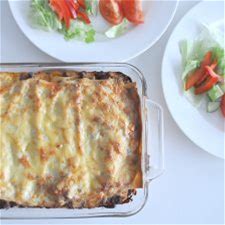 easy-beef-lasagne-the-organised-housewife image