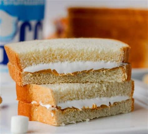 the-best-fluffernutter-sandwich-pb-fluff-365-days image