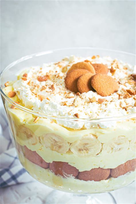 banana-pudding-trifle-aimee-mars image