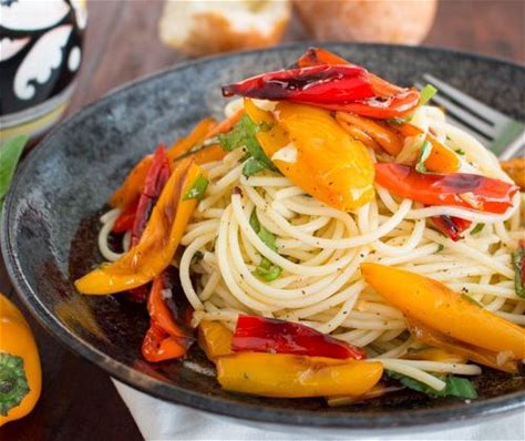 mini-sweet-roasted-pepper-basil-pasta-healthy-world image