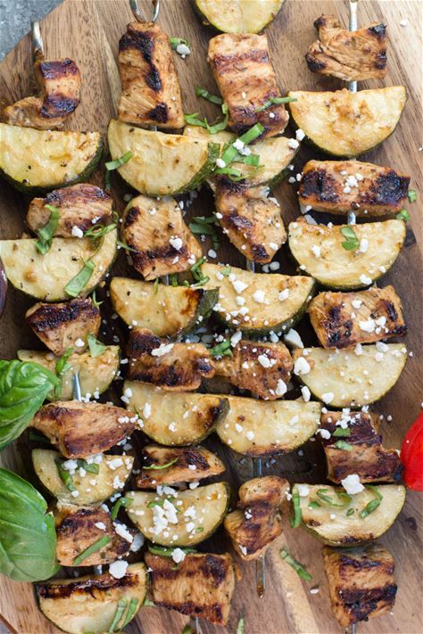 grilled-chicken-and-zucchini-skewers-keto-low-carb image
