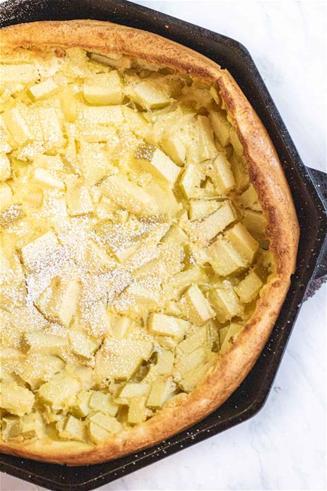 german-apple-pancake-served-from-scratch image