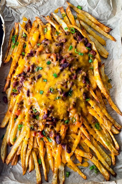 easy-chili-cheese-fries-video-stay-snatched image