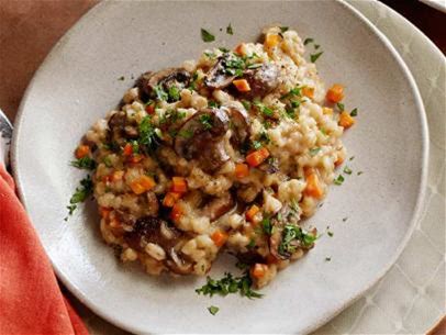 slow-cooker-mushroom-barley-risotto image