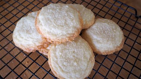 3-ingredient-sugar-cookie-recipe-mashed image