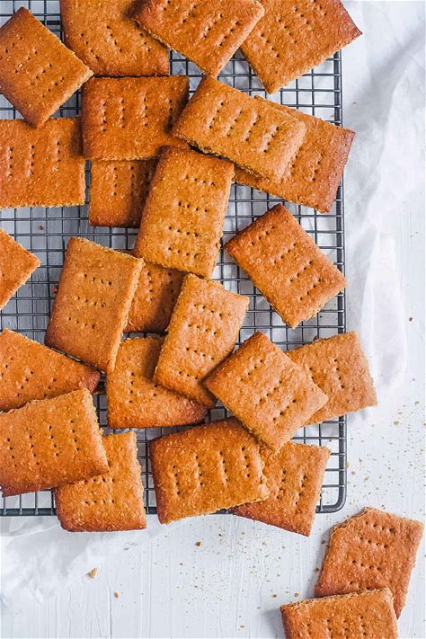 vegan-graham-cracker-recipe-healthy-no-honey image