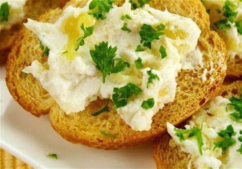 lemon-thyme-bruschetta-recipe-easy-healthy image