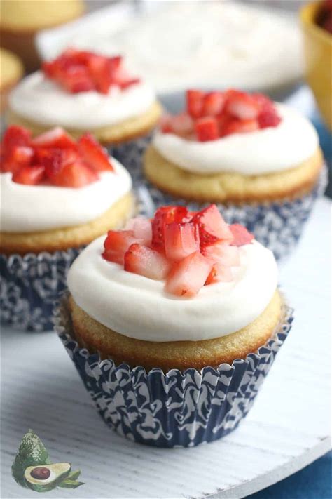 strawberry-filled-cupcakes-moscato-mom image