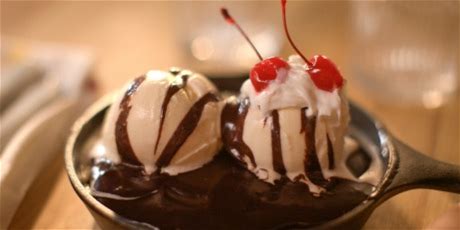 best-mexican-chocolate-sundae-recipes-food image