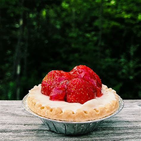 the-easiest-strawberry-tart-recipe-youll-ever-make image
