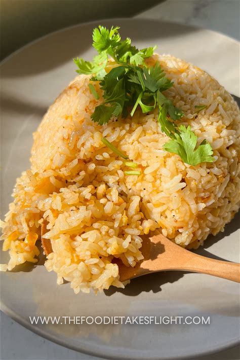 chili-oil-sinangag-filipino-fried-garlic-rice image