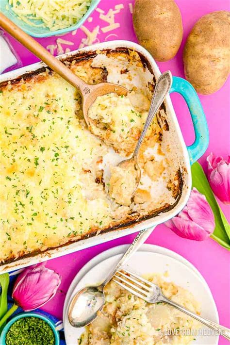 easy-homemade-scalloped-potatoes-love-from-the image
