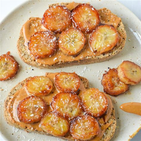 peanut-butter-toast-with-caramelized-bananas image