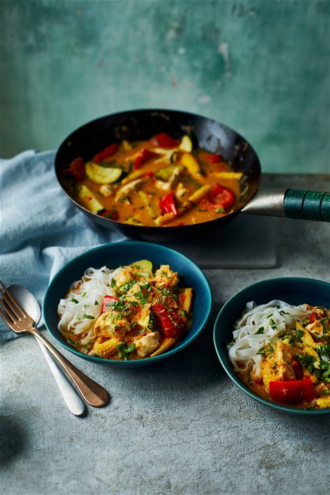 thai-style-red-chicken-and-vegetable-curry-the image