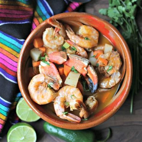 mexican-seafood-soup-caldo-de-camaron-my image