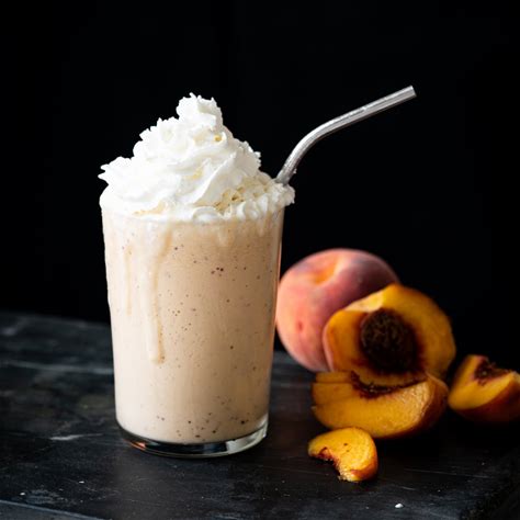luscious-keto-peach-milkshake-ie-hack-gnom-gnom image
