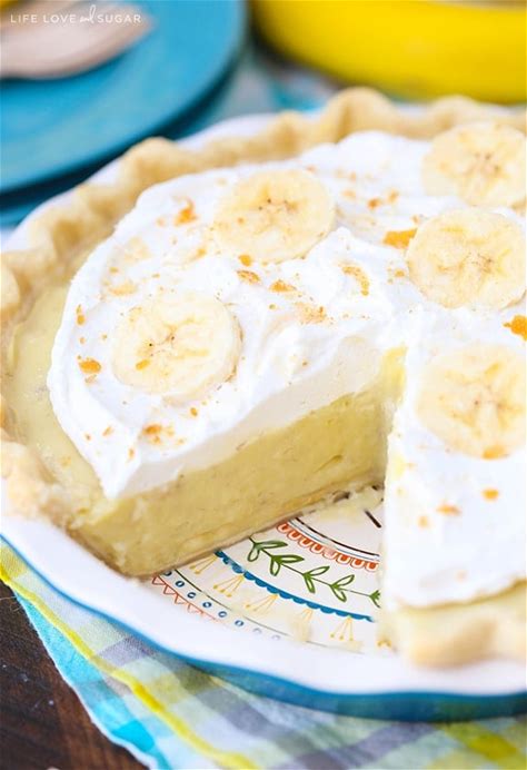 banana-cream-pie-recipe-the-best-homemade-banana-pie-life image