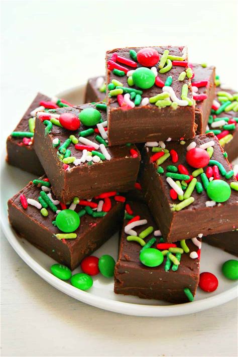 christmas-fudge-3-ingredients-only-crunchy image