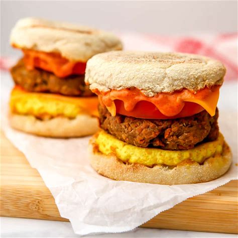 vegan-breakfast-sandwich-the-hidden-veggies image