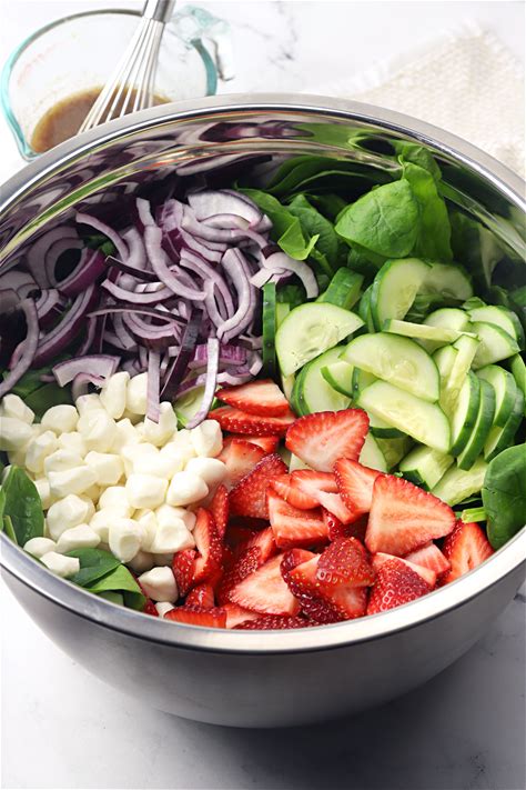 strawberry-spinach-salad-the-toasty-kitchen image