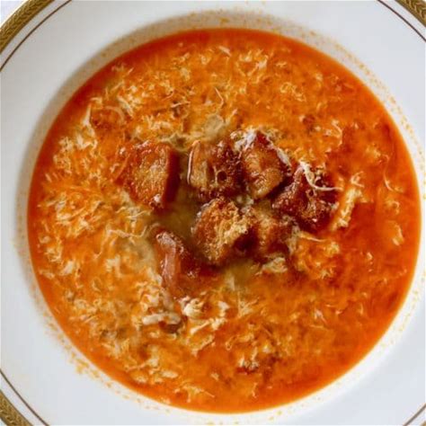 sopa-de-ajo-easy-spanish-garlic-soup image
