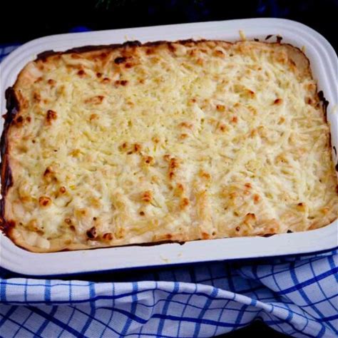 deluxe-macaroni-cheese-everyday-cooks image