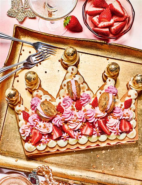 strawberry-crown-shortbread-cake-recipe-sainsburys image