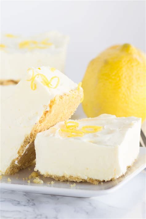 frozen-lemon-cheesecake-squares-recipe-girl image