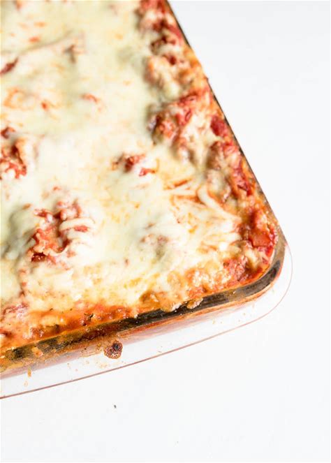 easy-spinach-lasagna-with-portobello-mushrooms image
