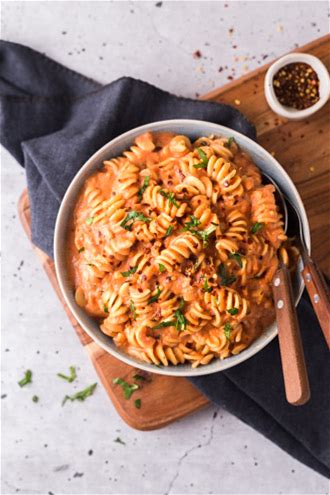 roasted-vegetable-tomato-pasta-sauce-love image