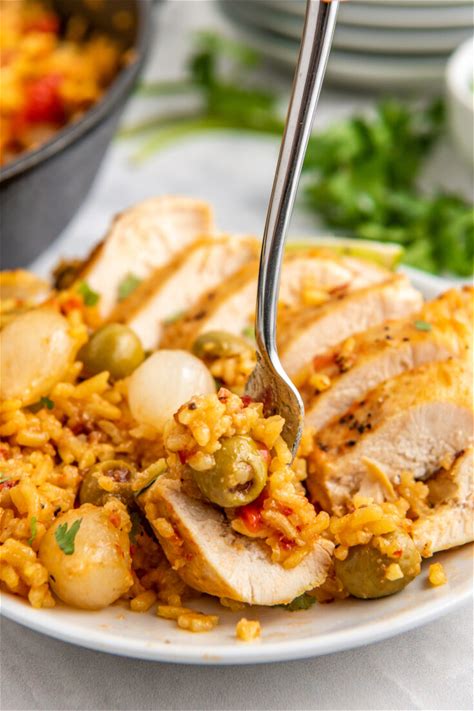 spanish-chicken-and-rice-recipe-easy-dinner-ideas image