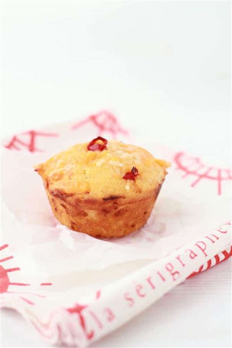 jalapeo-cheddar-cornbread-muffins-the-bake-school image